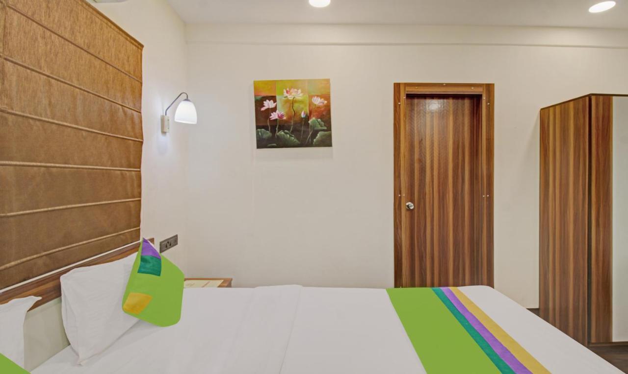 Treebo The Boss Hotel Rāipur Buitenkant foto