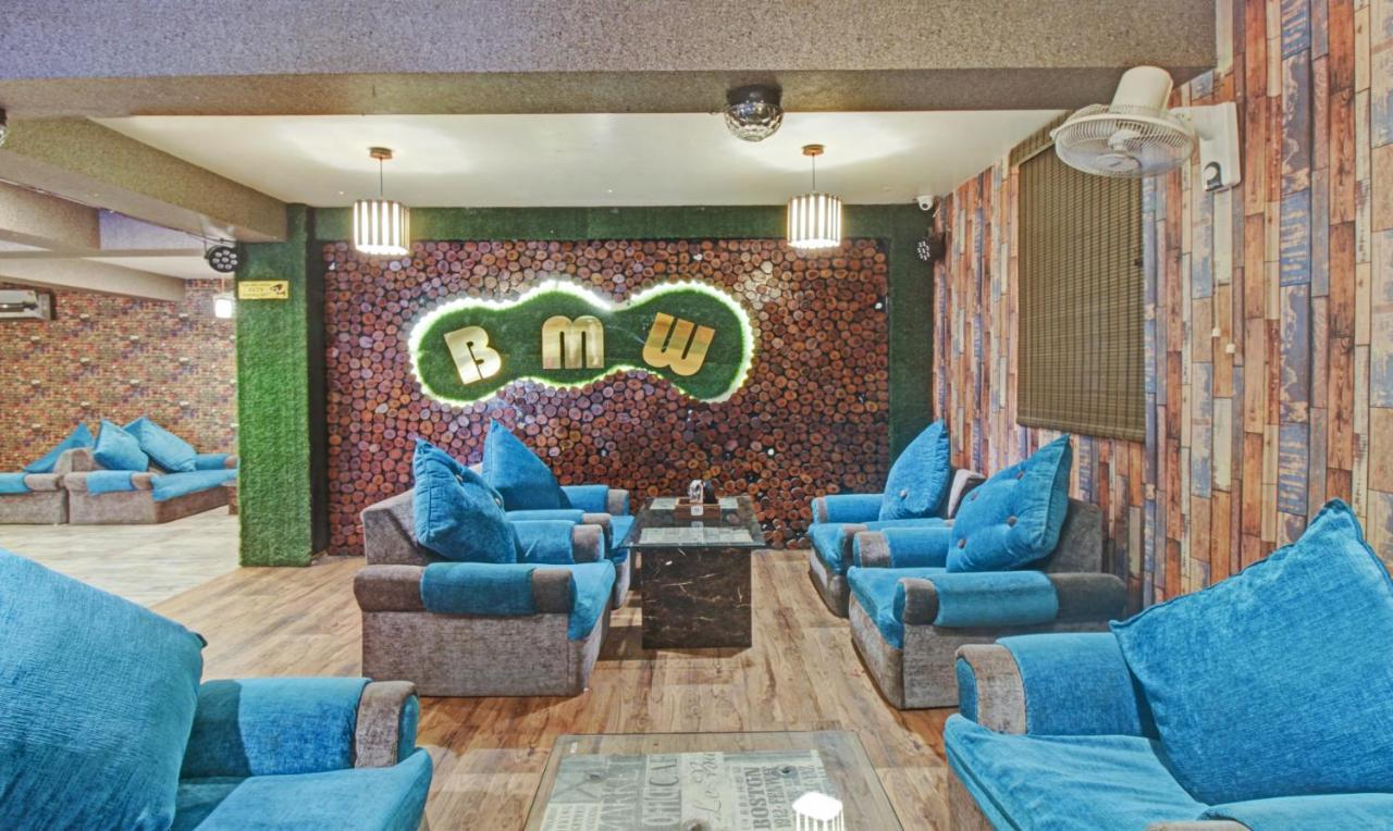 Treebo The Boss Hotel Rāipur Buitenkant foto